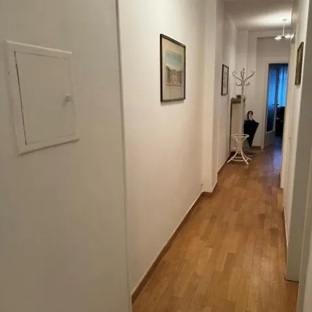 En Plein Centre Haute * Luxemburg