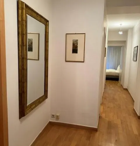 En Plein Centre Haute Apartment *